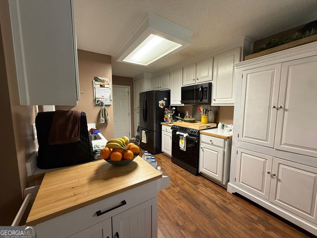 408 Twinflower Drive, Mount Airy, GA 30563