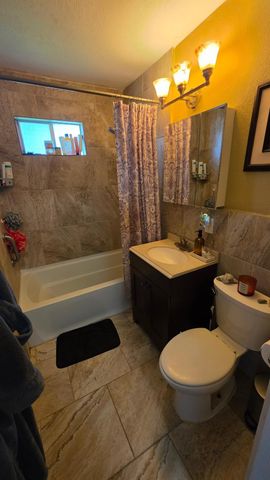 1208 Chevy Chase Drive, Angleton, TX 77515