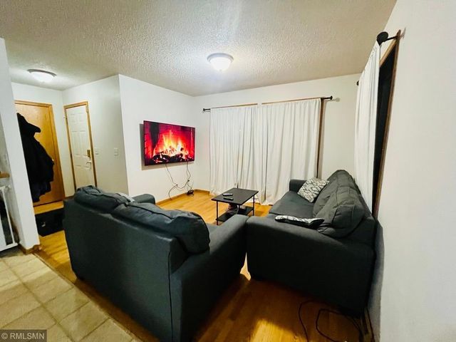 1149 5th Street E, Saint Paul, MN 55106