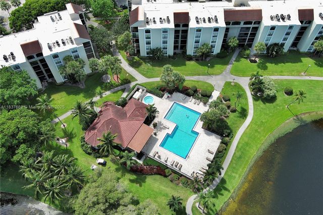 1915 Lavers Cir E211, Delray Beach, FL 33444