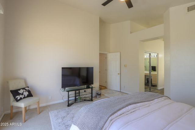 687 N GREGORY Place, Chandler, AZ 85226