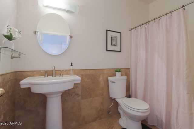 687 N GREGORY Place, Chandler, AZ 85226