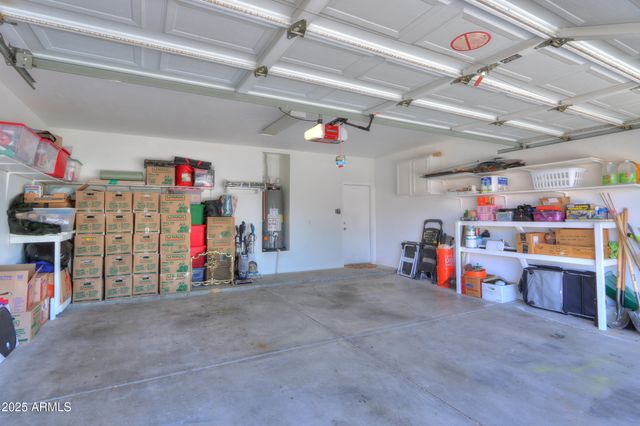 687 N GREGORY Place, Chandler, AZ 85226