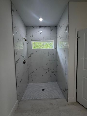16252 SW 27TH TERRACE ROAD, Ocala, FL 34473