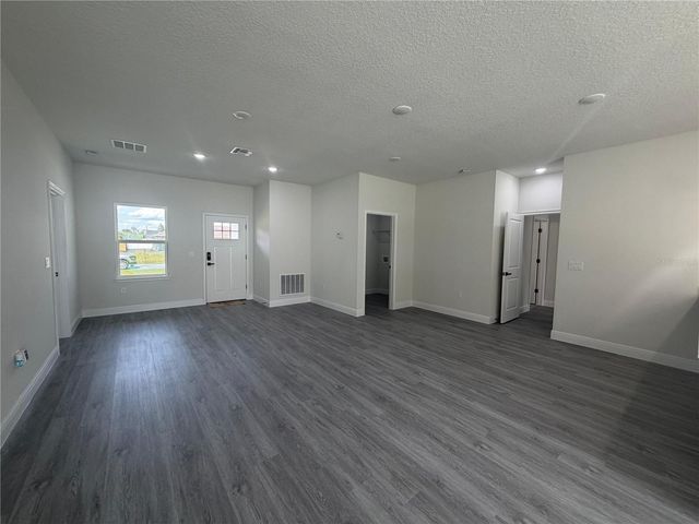 16252 SW 27TH TERRACE ROAD, Ocala, FL 34473