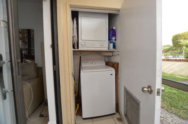 6649 Somerset Drive 102, Boca Raton, FL 33433