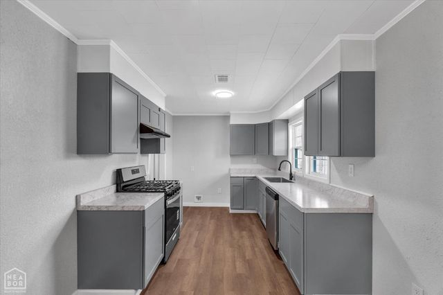 707 E Elm Street, Walnut Ridge, AR 72476