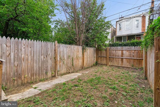 926 HOMESTEAD ST, Baltimore, MD 21218