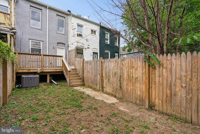 926 HOMESTEAD ST, Baltimore, MD 21218
