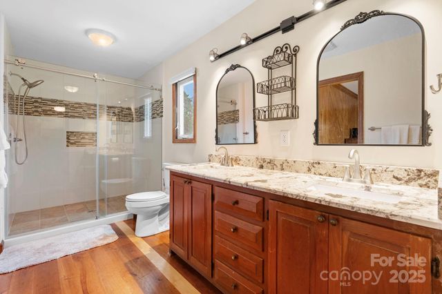 748 Moretz Court, Hickory, NC 28601