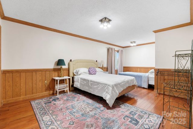 748 Moretz Court, Hickory, NC 28601