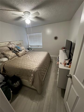 7610 STIRLING RD 108-B, Hollywood, FL 33024