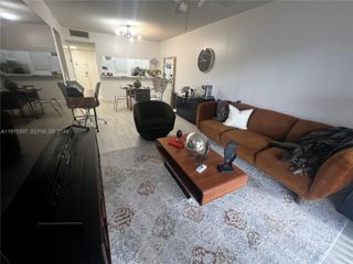 7610 STIRLING RD 108-B, Hollywood, FL 33024