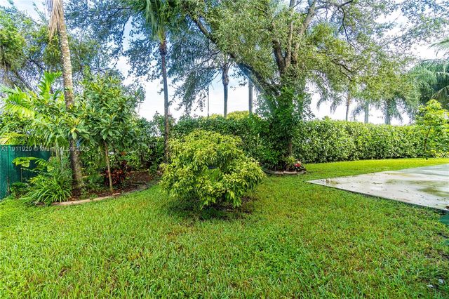 15841 SW 61st St 15841, Davie, FL 33331