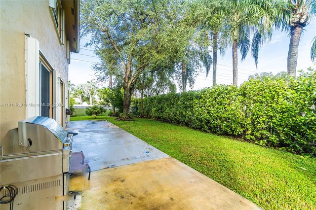15841 SW 61st St 15841, Davie, FL 33331