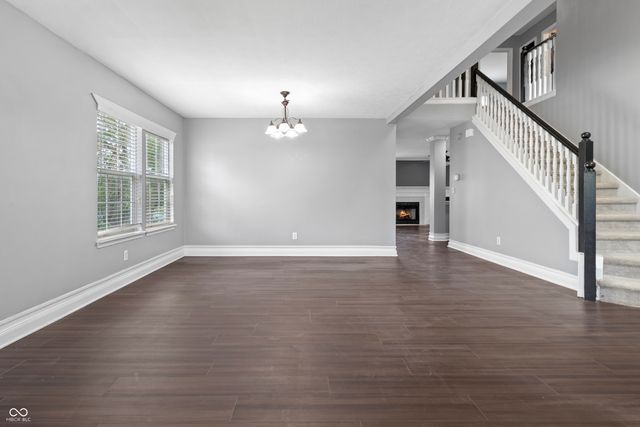 6529 Sussex Drive, Zionsville, IN 46077