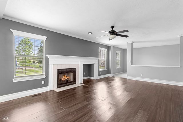 6529 Sussex Drive, Zionsville, IN 46077