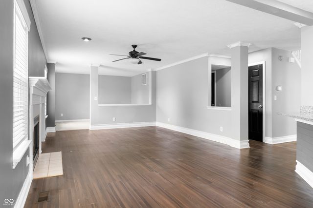 6529 Sussex Drive, Zionsville, IN 46077