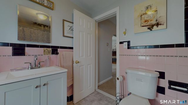 23 Lyme Street, Windsor, CT 06095