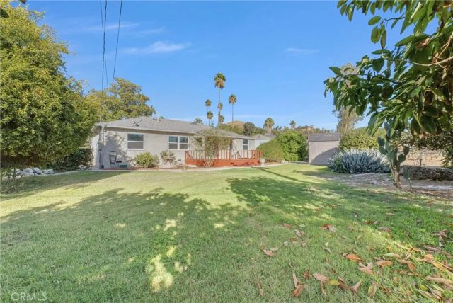6049 Colonial, Riverside, CA 92506