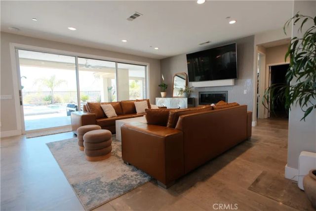 25172 Cypress Bluff Dr., Canyon Country, CA 91387