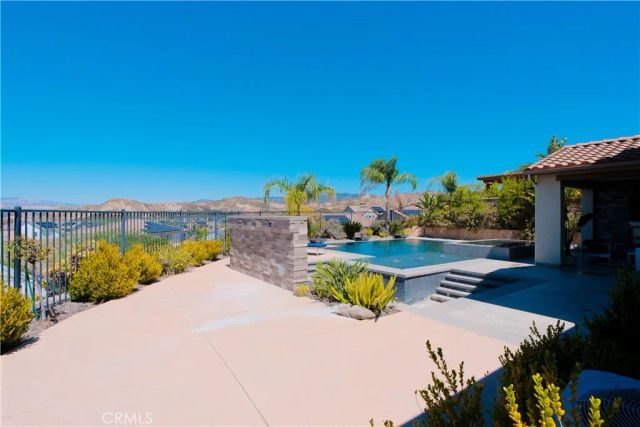 25172 Cypress Bluff Dr., Canyon Country, CA 91387