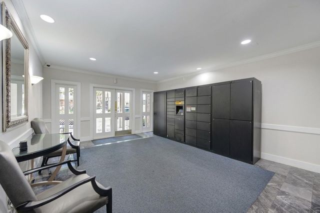 351 N Post Oak Lane 805, Houston, TX 77024