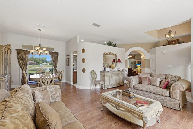 696 WYCKLIFFE PLACE, Winter Springs, FL 32708