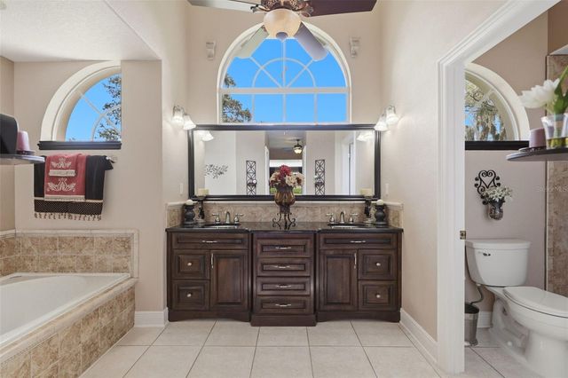 696 WYCKLIFFE PLACE, Winter Springs, FL 32708