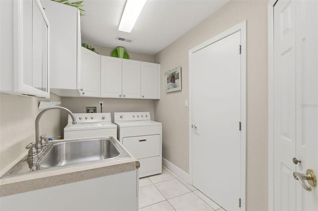 696 WYCKLIFFE PLACE, Winter Springs, FL 32708