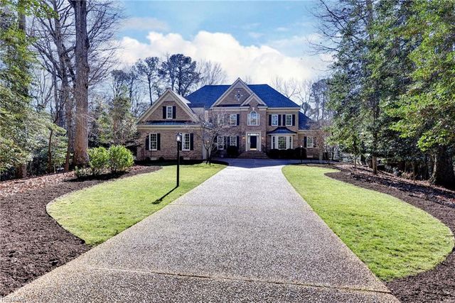 174 Point Heron DR, Newport News, VA 23606