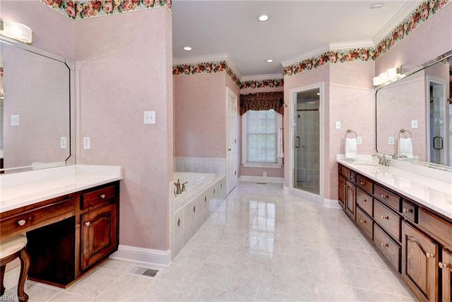 174 Point Heron DR, Newport News, VA 23606