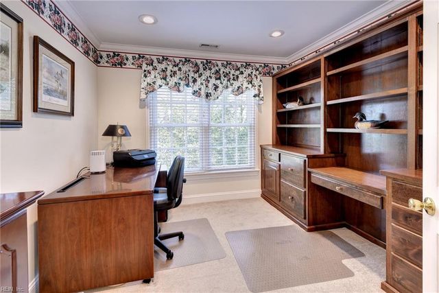 174 Point Heron DR, Newport News, VA 23606