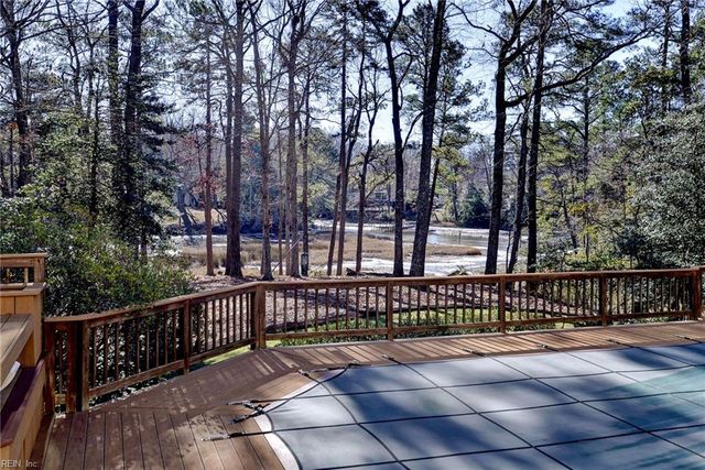 174 Point Heron DR, Newport News, VA 23606