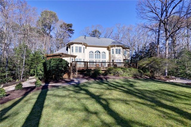 174 Point Heron DR, Newport News, VA 23606