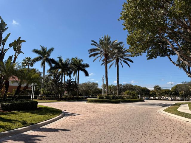 7189 Briella Drive, Boynton Beach, FL 33437