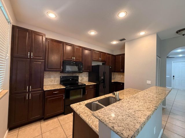 7189 Briella Drive, Boynton Beach, FL 33437