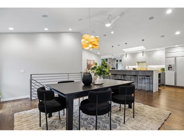 2729 S Washington St, Englewood, CO 80113