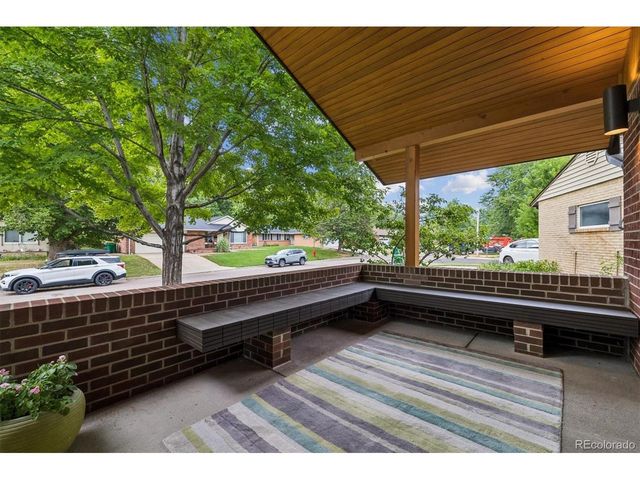 2729 S Washington St, Englewood, CO 80113