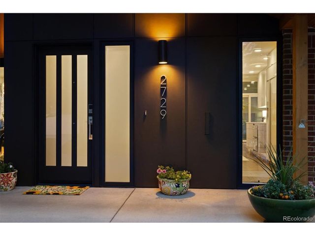 2729 S Washington St, Englewood, CO 80113