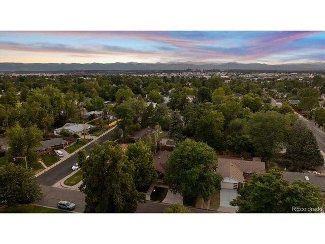 2729 S Washington St, Englewood, CO 80113