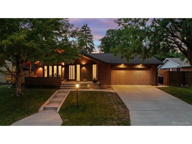 2729 S Washington St, Englewood, CO 80113