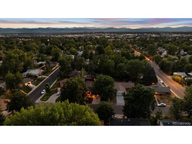 2729 S Washington St, Englewood, CO 80113