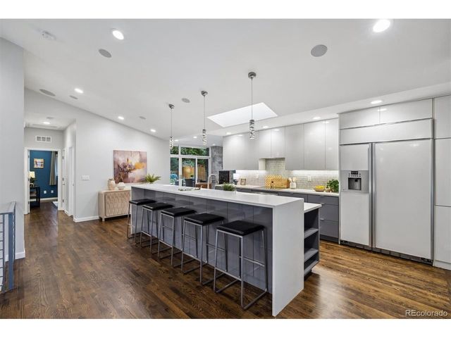 2729 S Washington St, Englewood, CO 80113