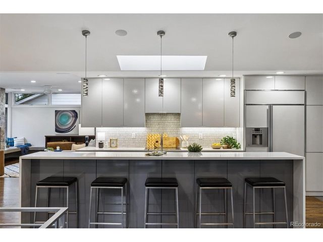 2729 S Washington St, Englewood, CO 80113