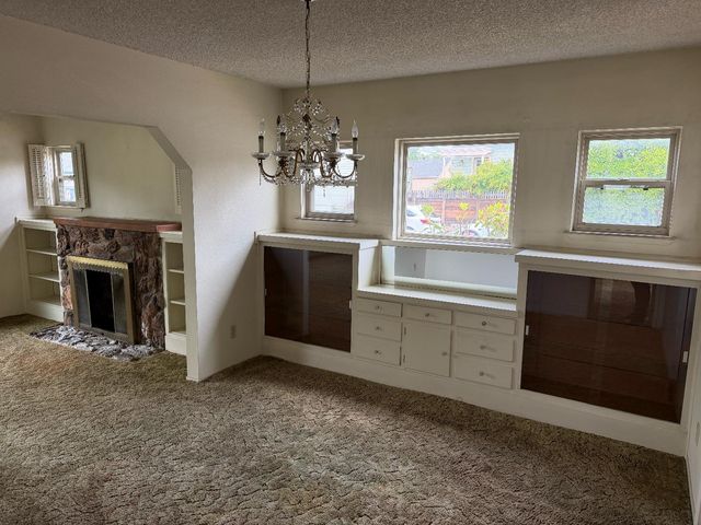 1301 36th St, Sacramento, CA 95816