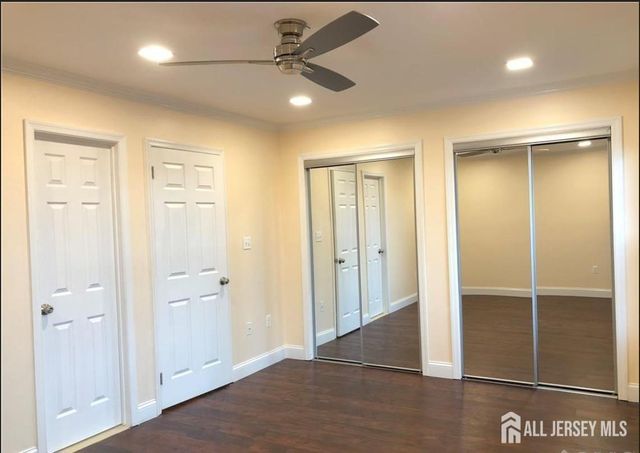 1 Mochen Court, Sayreville, NJ 08872