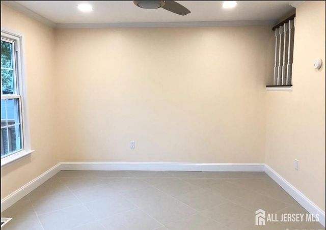 1 Mochen Court, Sayreville, NJ 08872