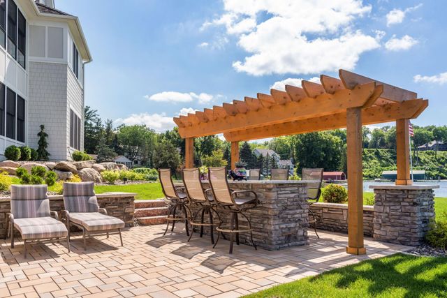 3500 Lythrum Way, Minnetrista, MN 55364