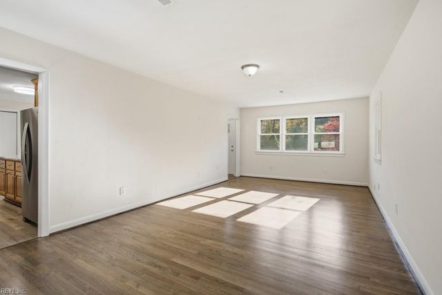 6097 Wiatt ST, Gloucester, VA 23061